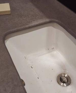 使用木紋裝飾貼膜給衛(wèi)生間貼膜改色你需要了解這些知識點(diǎn)